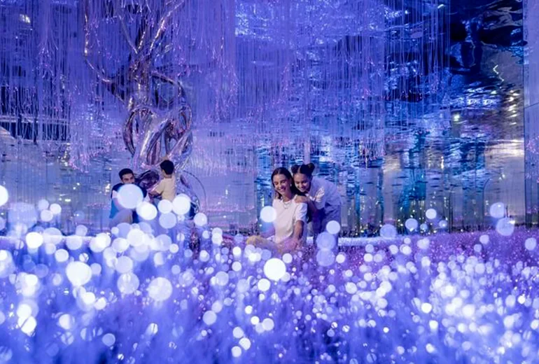 شهربازی AYA Universe از شهربازی های دبی