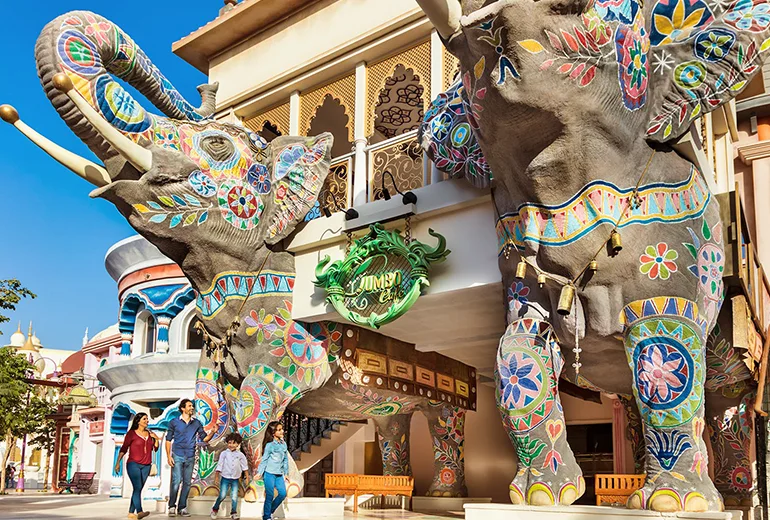 پارک بالیوود از شهربازی های دبی