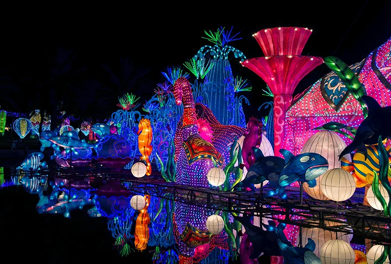 گاردن گلو از شهربازی های دبی