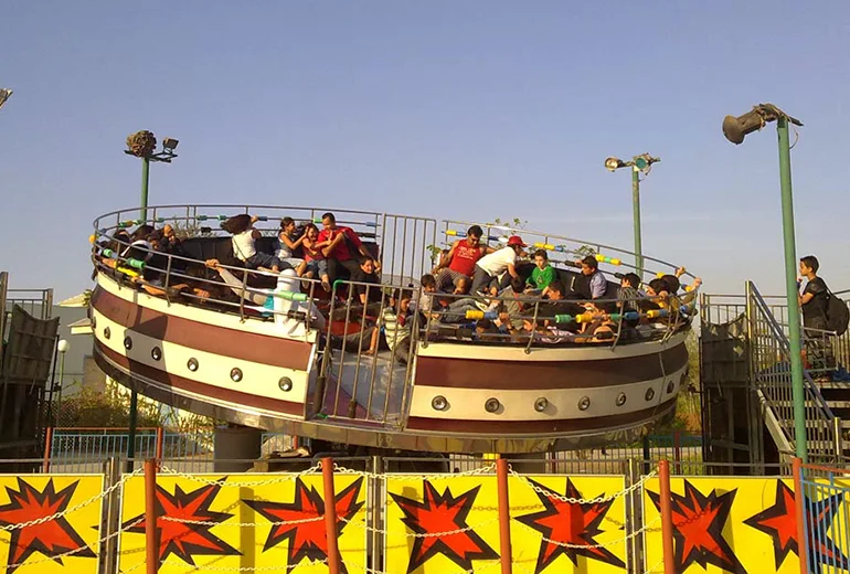 واندرلند از شهربازی های دبی