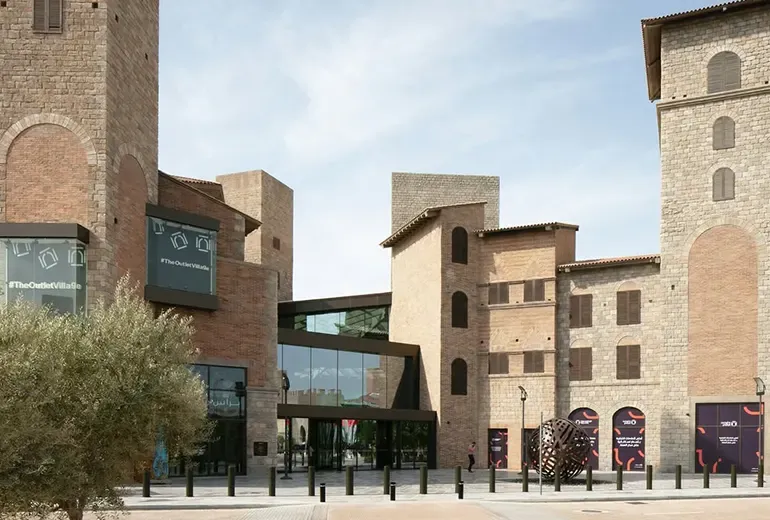 اوت‌لت ویلیج از بهترین مراکز خرید دبی