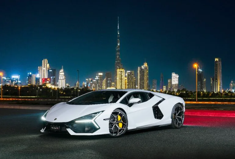 اجاره بوگاتی بونتینو​​​​ در دبی