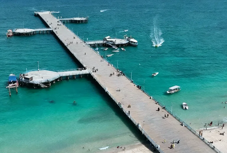 اسکله بزرگ کیش