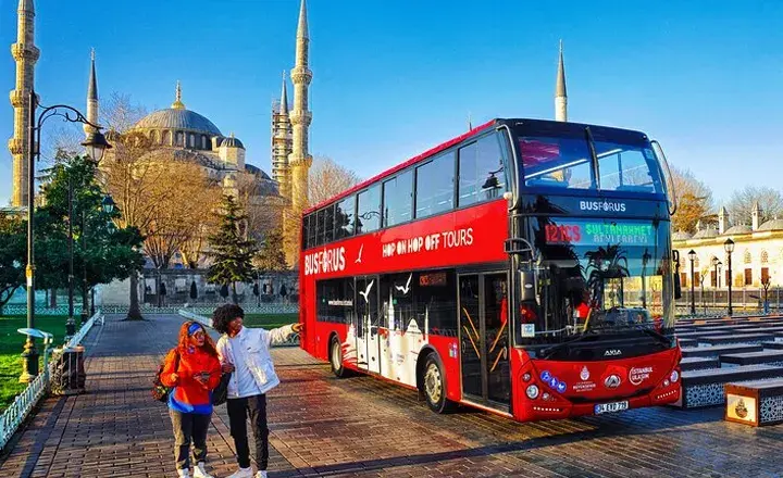 اتوبوس در راهنمای سفر به استانبول