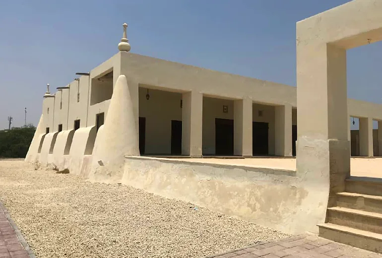 مسجد ماشه از مکان های دیدنی کیش