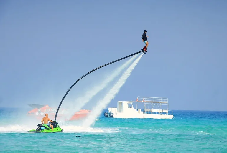 فلای‌بورد در سفر به کیش