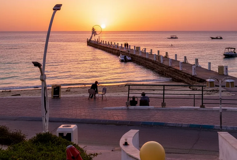 غروب ساحل مرجان در سفر به کیش