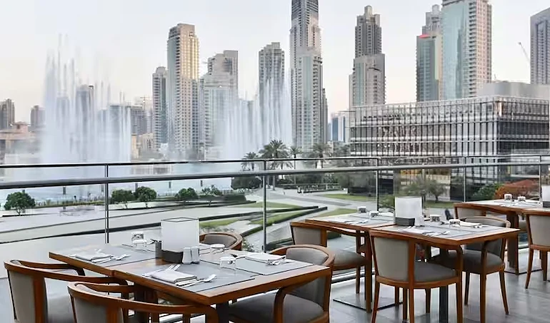 رستوران آرمانی مدیترانه برج خلیفه دبی