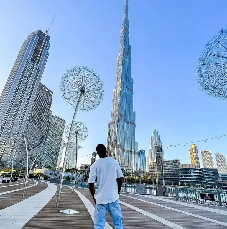 برج پارک دبی از جاهای دیدنی اطراف برج خلیفه دبی