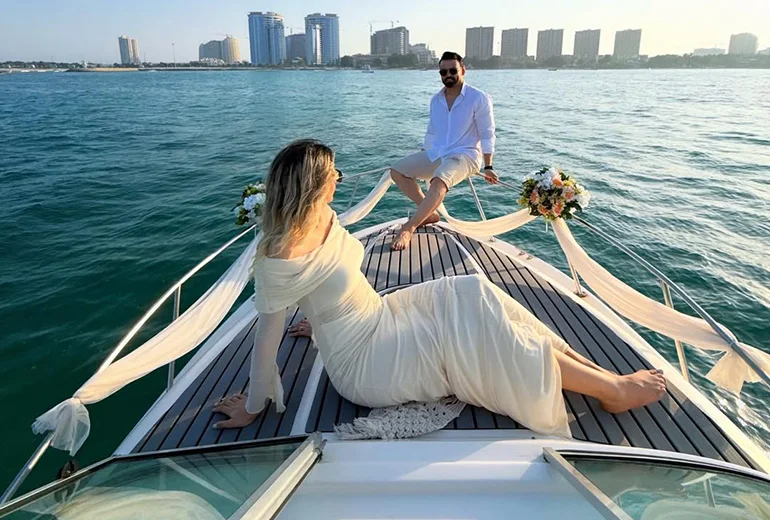 اجاره یات از تفریحات آبی کیش