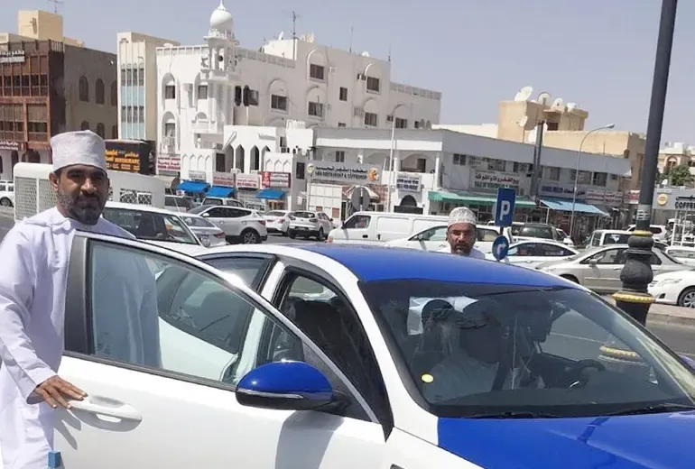 تاکسی آنلاین مرحبا در عمان