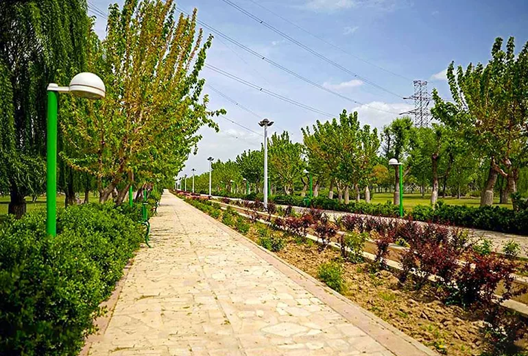 آزادگان از پارک های تهران