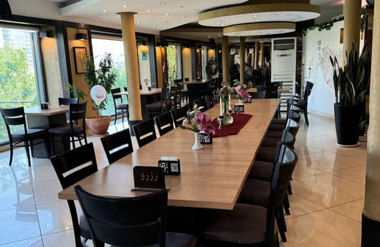 رستوران دیدنی‌ها از بهترین رستوران های کیش