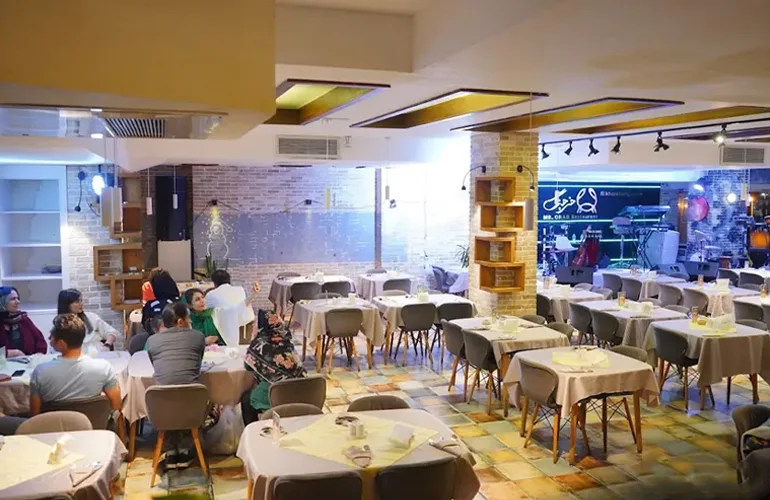 رستوران خرچنگ از بهترین رستوران های کیش