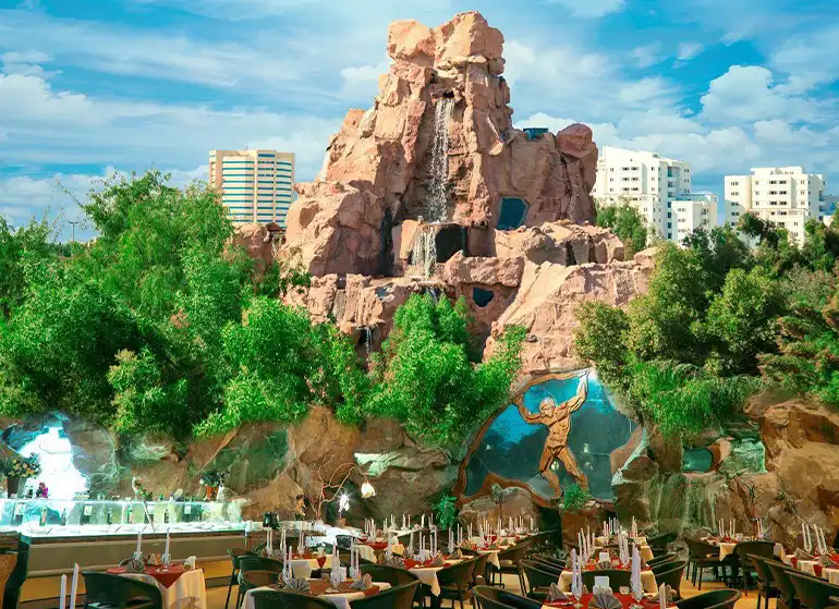 رستوران کوه نور از بهترین رستوران های کیش