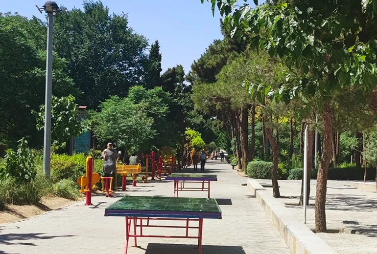 ستارخان از پارک های تهران