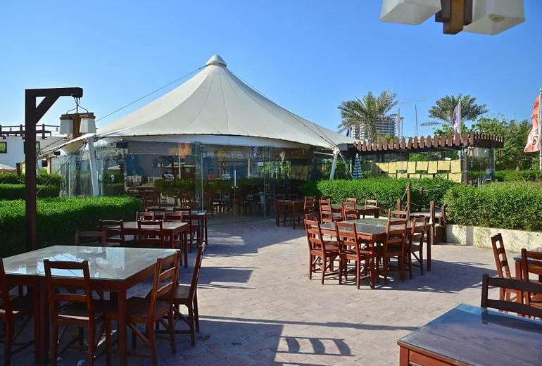 رستوران توتی فروتی از بهترین رستوران های کیش