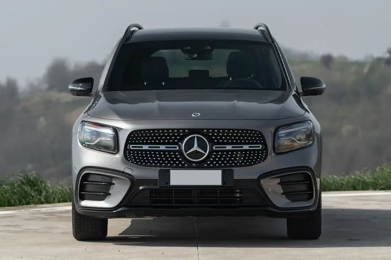 خودرو وارداتی مرسدس بنز GLB200