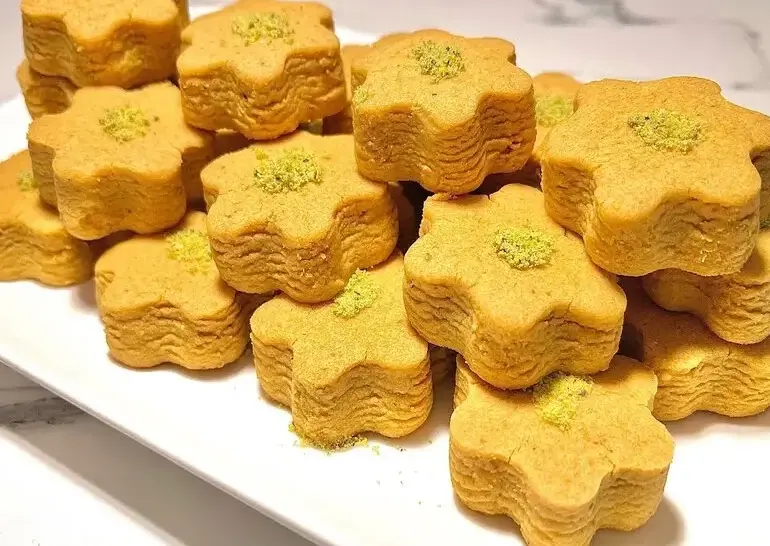 برشلیک یکی از بهترین سوغات شیراز