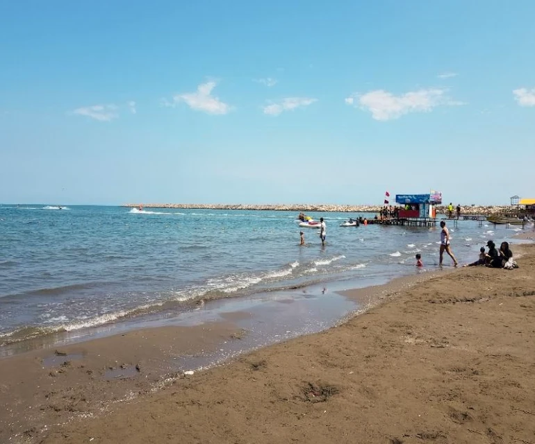 شلوغ ترین ساحل شمال