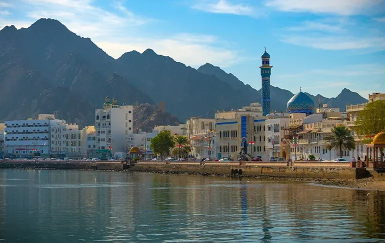 خیابان مطرح از خیابان های مسقط