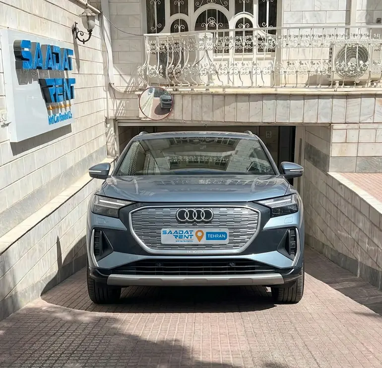 آئودی ای ترون کیو 4 از خودروهای برقی وارداتی