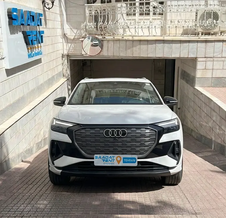آئودی ای ترون کیو 5 از خودروهای برقی وارداتی