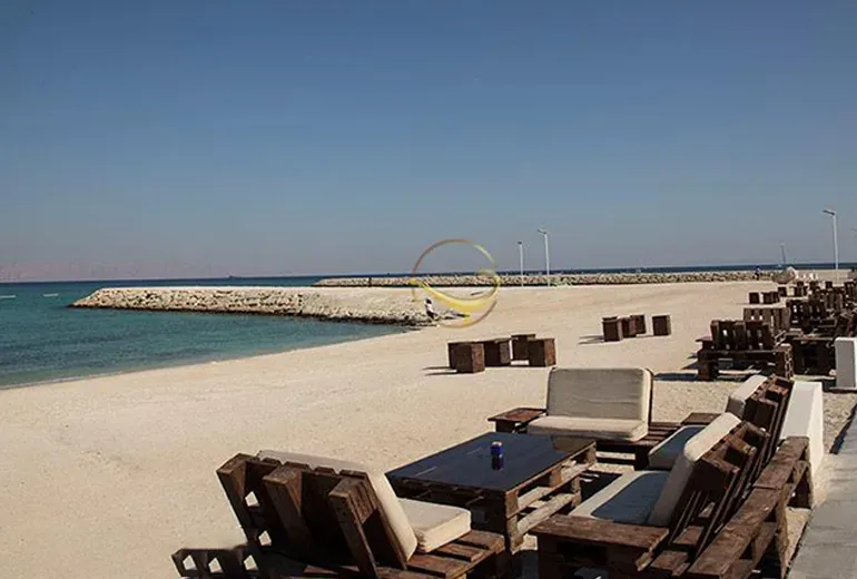 ساحل اختصاصی هتل مارینا پارک یکی از جاهای لاکچری کیش