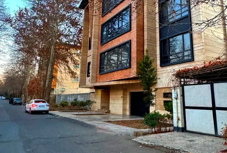 خیابان های مهرشهر کرج و خانه‌های ویلایی این منطقه