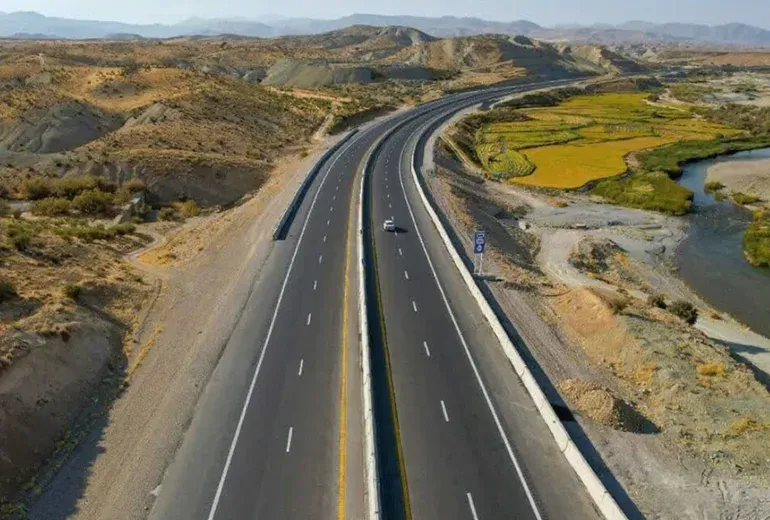 فاصله شیراز تا اصفهان از اتوبان جدید