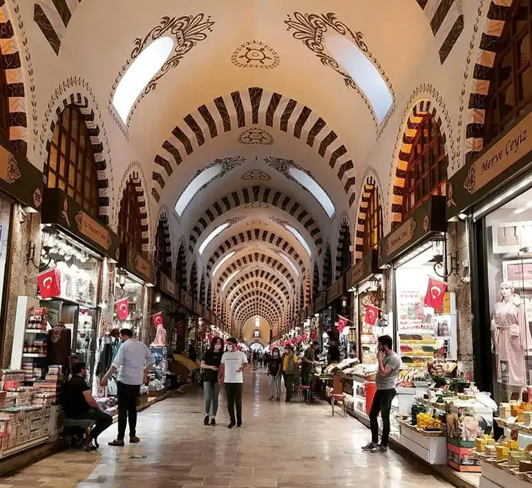 خرید ارزان در بازار بزرگ استانبول