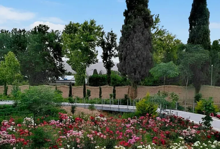 بوستان بعثت از پارک‌های خانوادگی شیراز