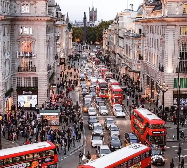 قوانین عجیب رانندگی در انگلستان​