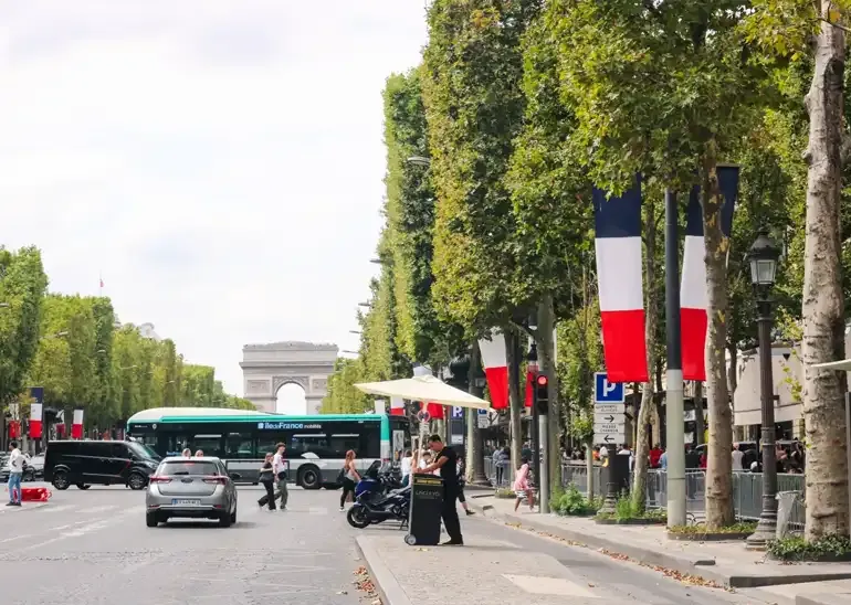 عجیب ترین قوانین رانندگی در فرانسه