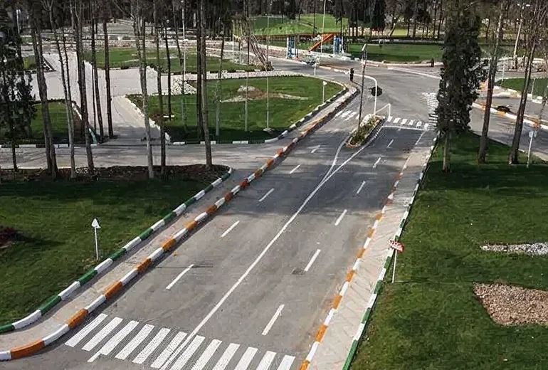 پارک مروارید از زیباترین پارک های شیراز