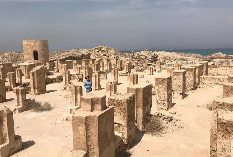 شهر باستانی حریره در نزدیکی ساحل مرجان کیش