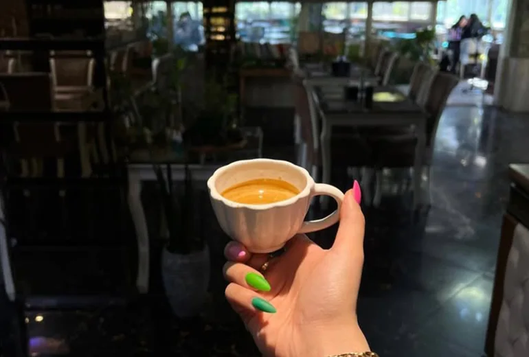 کافه لاون از کافه های تهران