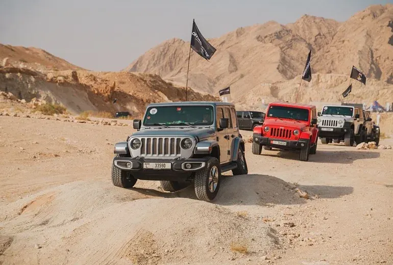 آفرود از پرهیجان‌ترین تفریحات کویرهای دبی