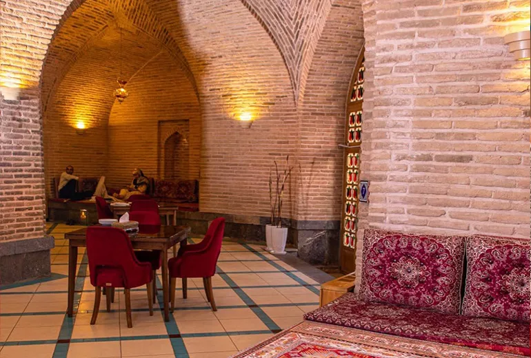 رستوران ارکیده یکی از بهترین رستوران های اصفهان