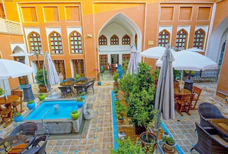 رستوران شهرزاد یکی از بهترین رستوران های اصفهان