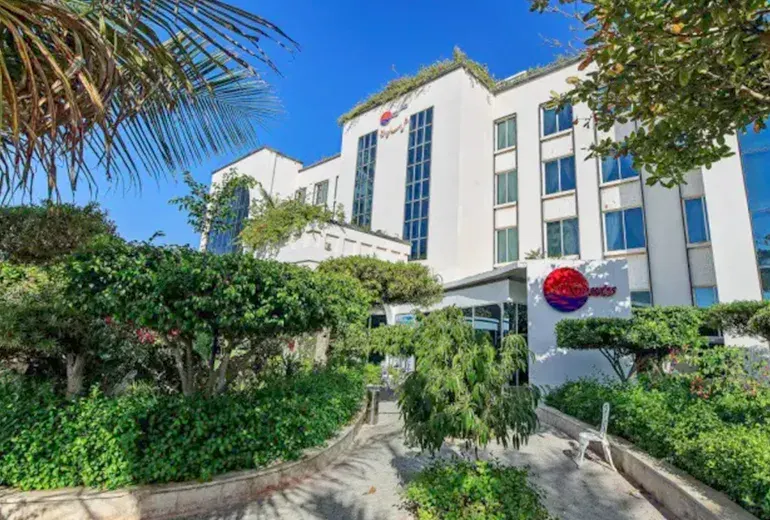 هتل تعطیلات در ساحل مرجان کیش