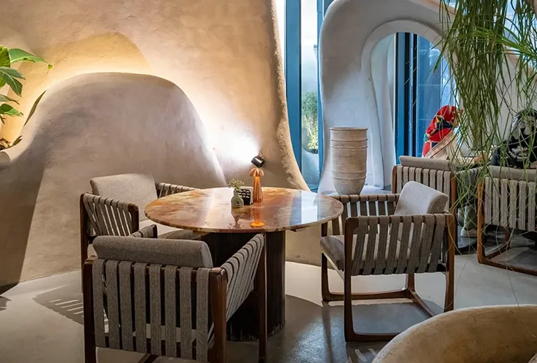 کافه تولوم از کافه های زیبای تهران