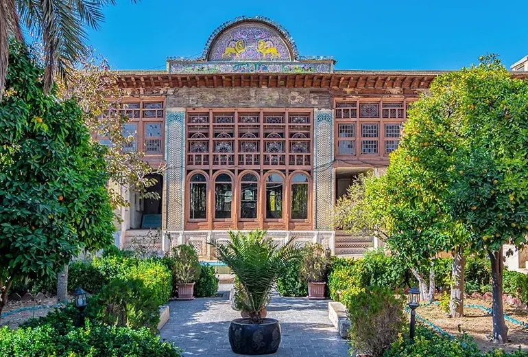 خانه زینت الملک از مکان های لاکچری شیراز