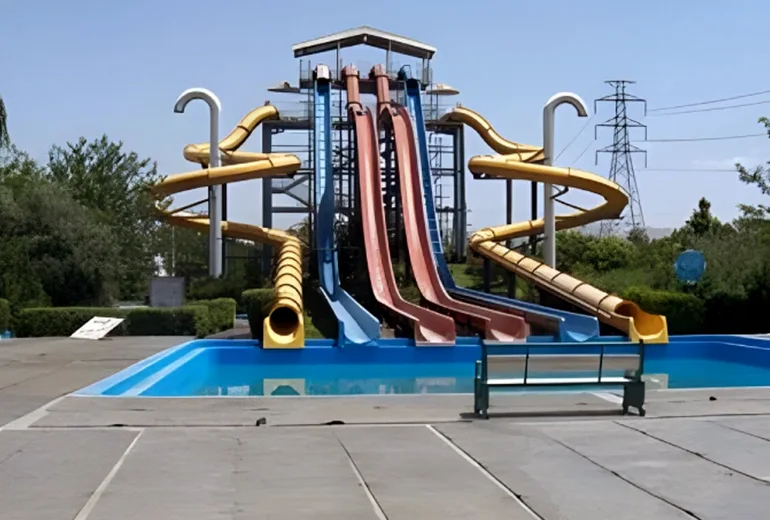 پارک آبی آزادگان تهران