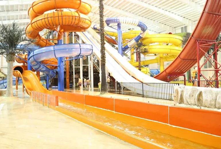 دهکده آبی پارس از پارک آبی های تهران