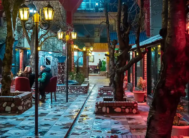 منطقه فشم برای شب گردی در تهران