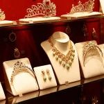 ویترین جواهرات موزه جواهرات ملی ایران