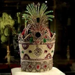 تاج کیانی در موزه جواهرات ملی ایران