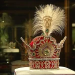 تاج پهلوی در موزه جواهرات ملی
