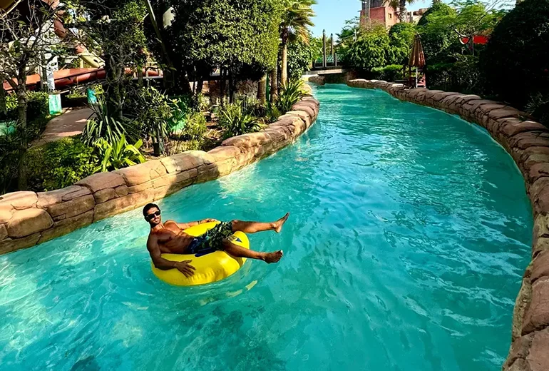 راشن ریور​ در پارک آبی اوشن کیش